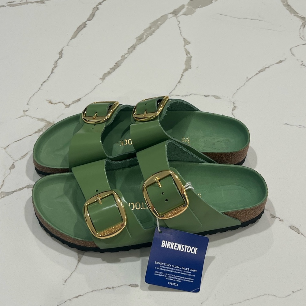 Birkenstock Olive Sandals with Gold Accents - Picture 4 of 5